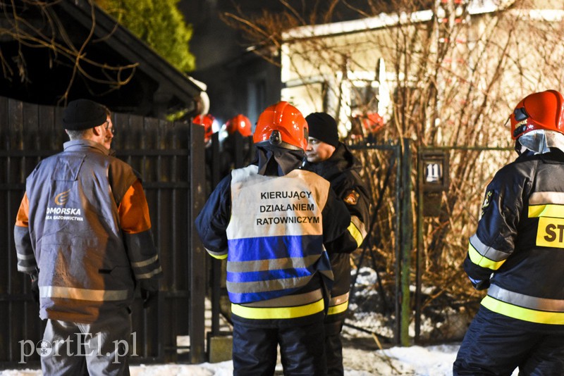 Pożar domku jednorodzinnego przy ul. Niborskiej zdjęcie nr 169987