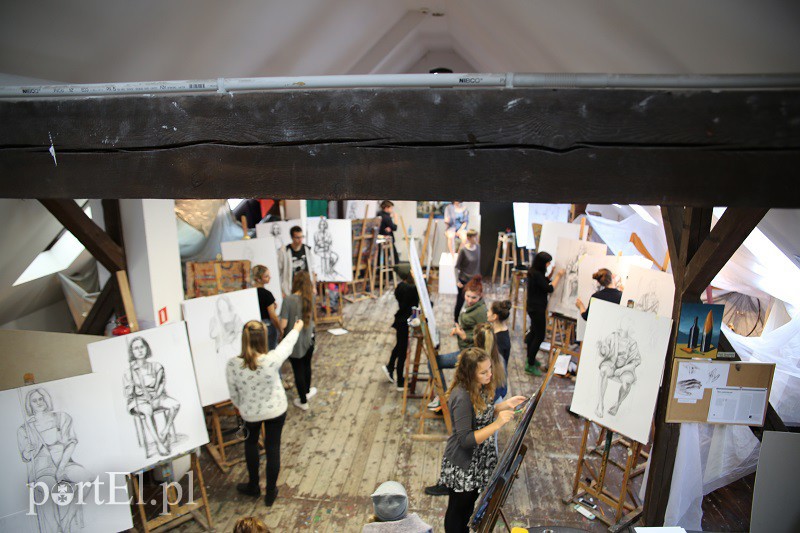 Nauka, pasja, rozwój, czyli Pracownia Rysunku i Malarstwa w Liceum Plastycznym zdjęcie nr 170712