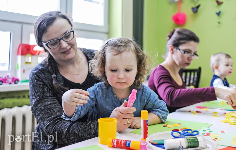 Tu dzieci się bawią, a mamy mają chwilę dla siebie zdjęcie nr 171107