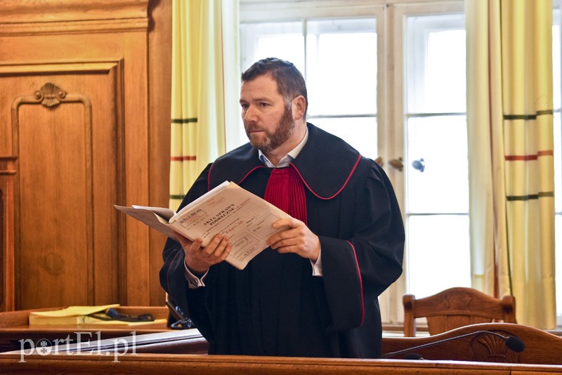 Brutalnie pobita zmarła w kałuży krwi. Konkubent stanął przed sądem zdjęcie nr 171147