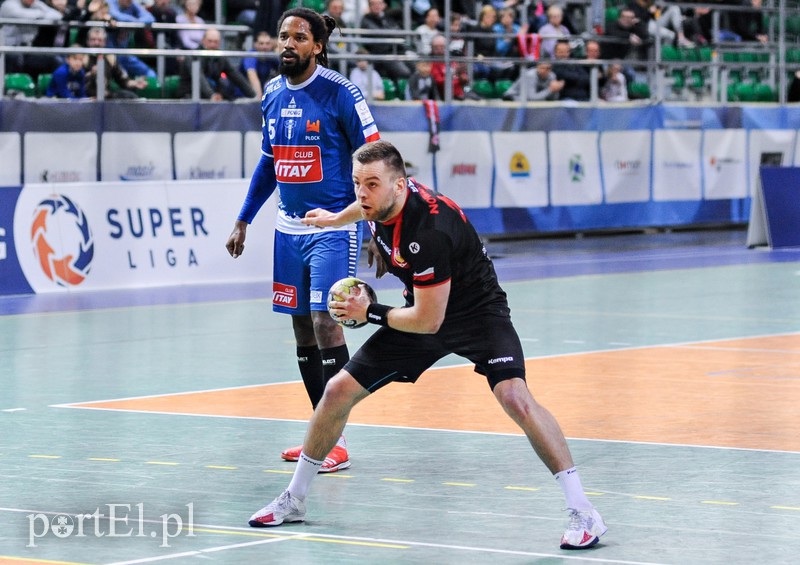 Nafciarze gromią Meblarzy zdjęcie nr 171650