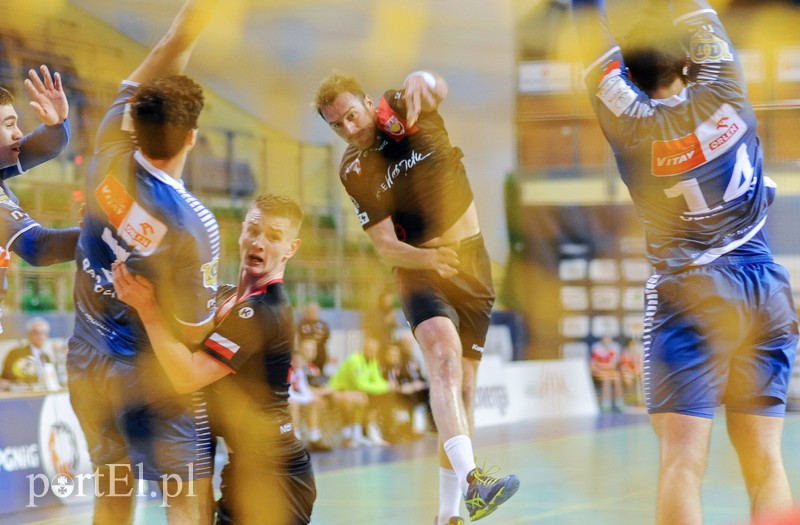 Nafciarze gromią Meblarzy zdjęcie nr 171656