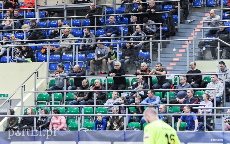 Nafciarze gromią Meblarzy zdjęcie nr 171644