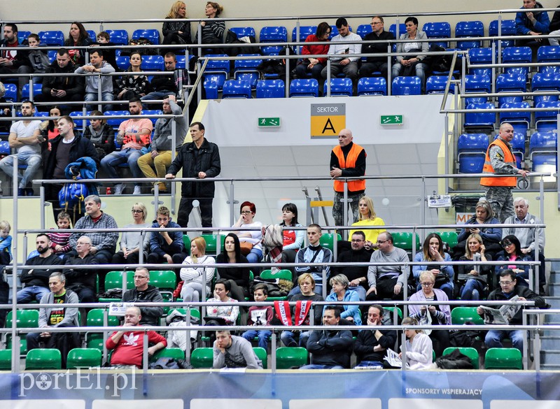 Nafciarze gromią Meblarzy zdjęcie nr 171643