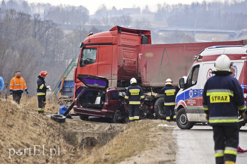 Wypadek na starej "siódemce". Pięć osób rannych zdjęcie nr 171839