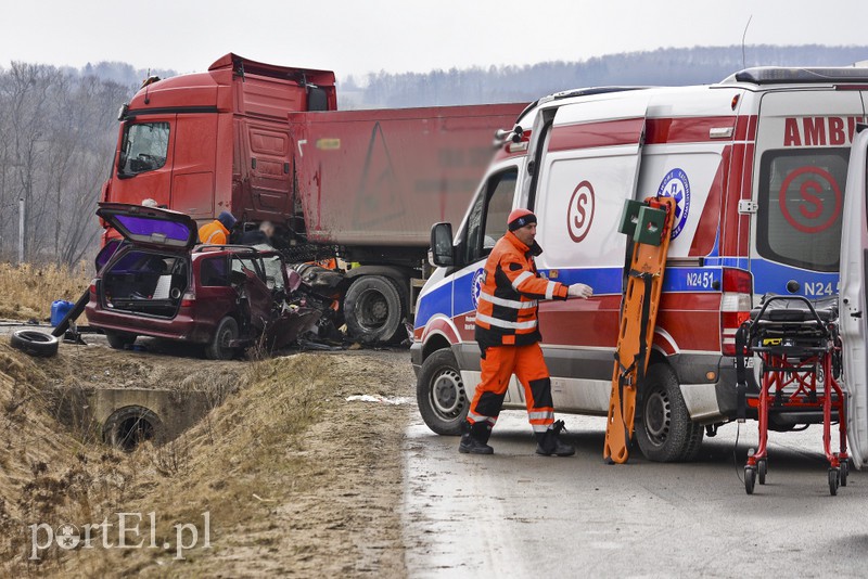 Wypadek na starej "siódemce". Pięć osób rannych zdjęcie nr 171863