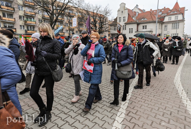 Czarny protest ponownie w Elblągu zdjęcie nr 171946