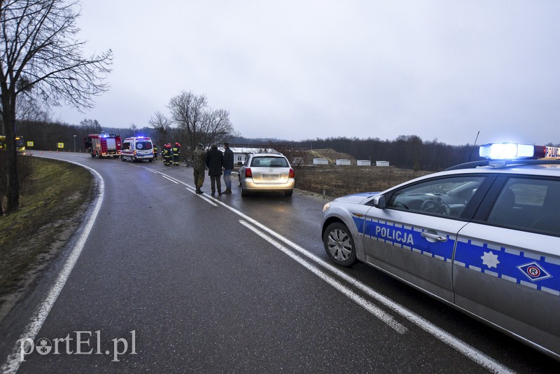 Elbląg Zderzenie toyoty z mazdą przed cmentarzem