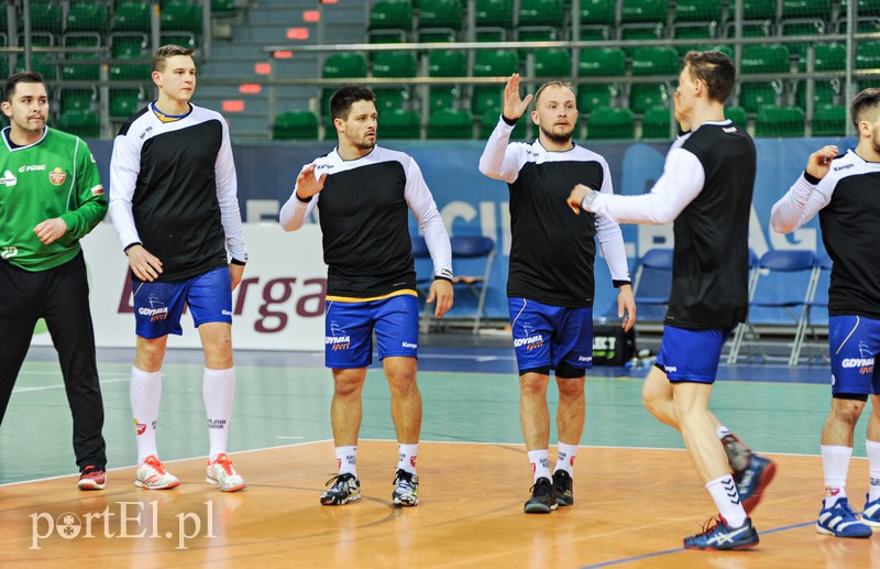 Elbląg Meblarze zwycięstwem pożegnali się z kibicami