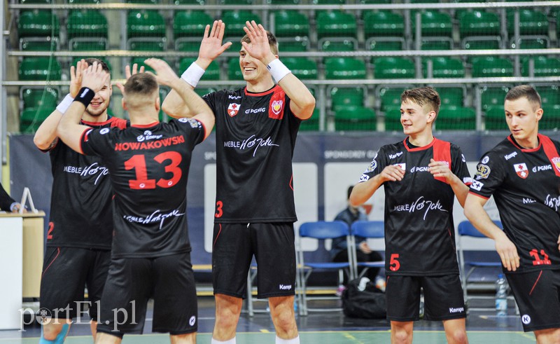 Meblarze zwycięstwem pożegnali się z kibicami zdjęcie nr 172563