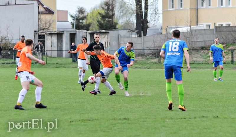 Elbląg Tylko remis z wiceliderem