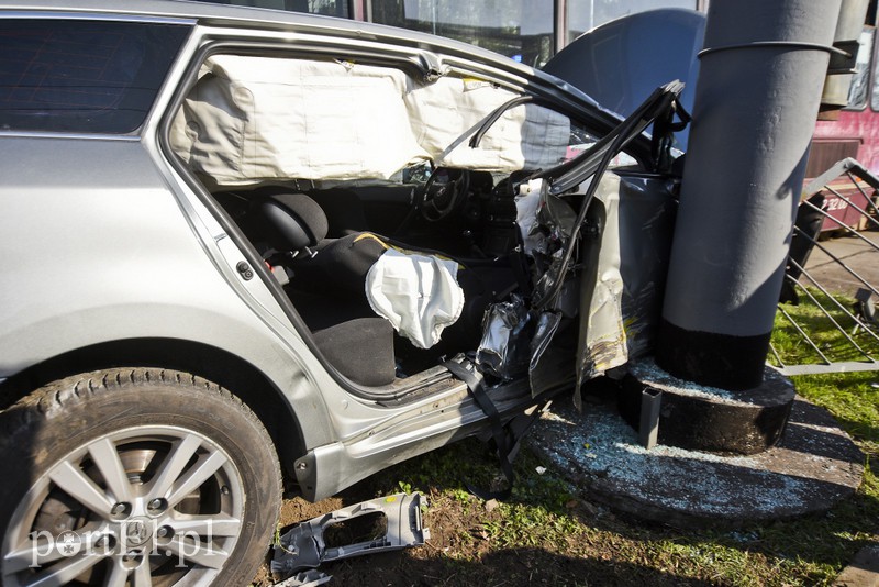 Wjechał toyotą pod tramwaj zdjęcie nr 173353