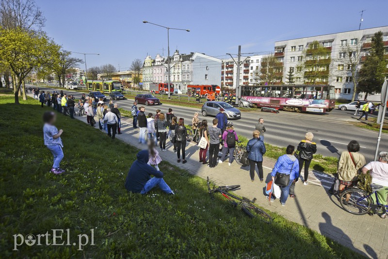 Wjechał toyotą pod tramwaj zdjęcie nr 173346