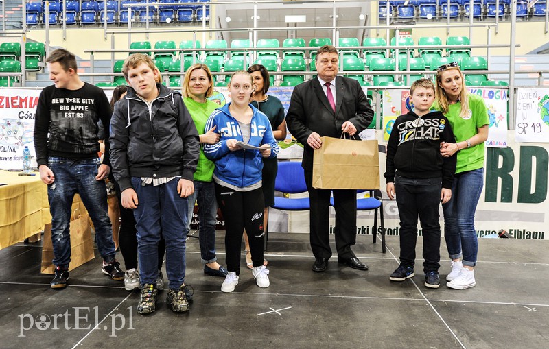 Kilometry nakrętek od uczniów zdjęcie nr 174153