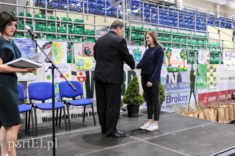 Kilometry nakrętek od uczniów zdjęcie nr 174136