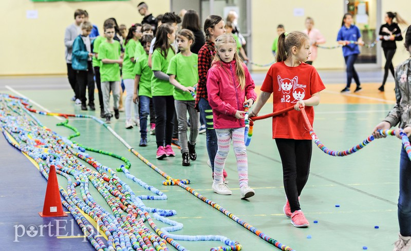 Kilometry nakrętek od uczniów zdjęcie nr 174150