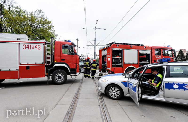 Motocykl zderzył się z volvo zdjęcie nr 174221