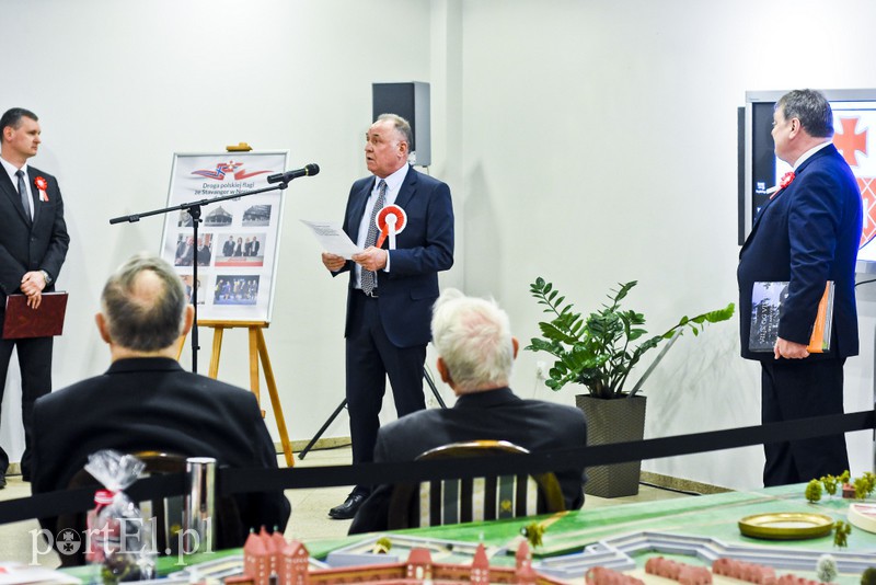 Biało-czerwone to barwy niezwyciężone zdjęcie nr 174395