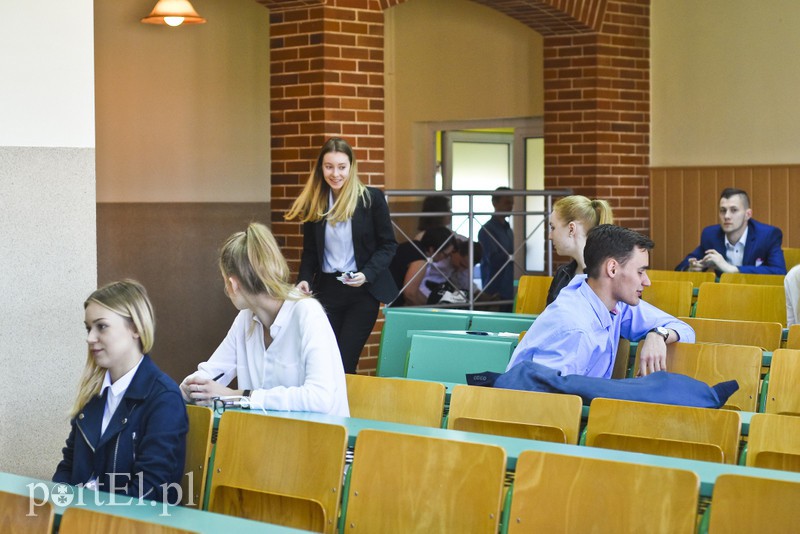 Matura III LO: Łatwy ten angielski zdjęcie nr 174676