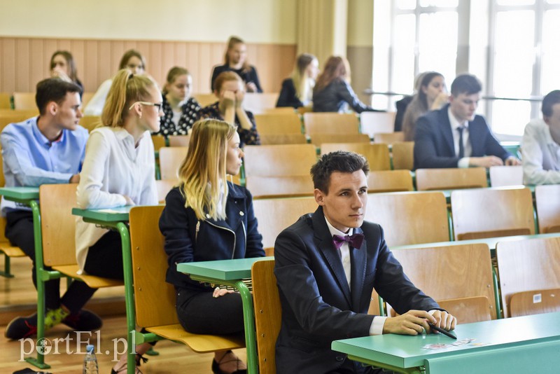 Matura III LO: Łatwy ten angielski zdjęcie nr 174681