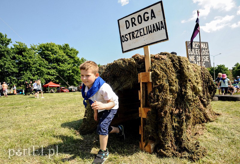 Pokazy, atrakcje i mundury zdjęcie nr 174965