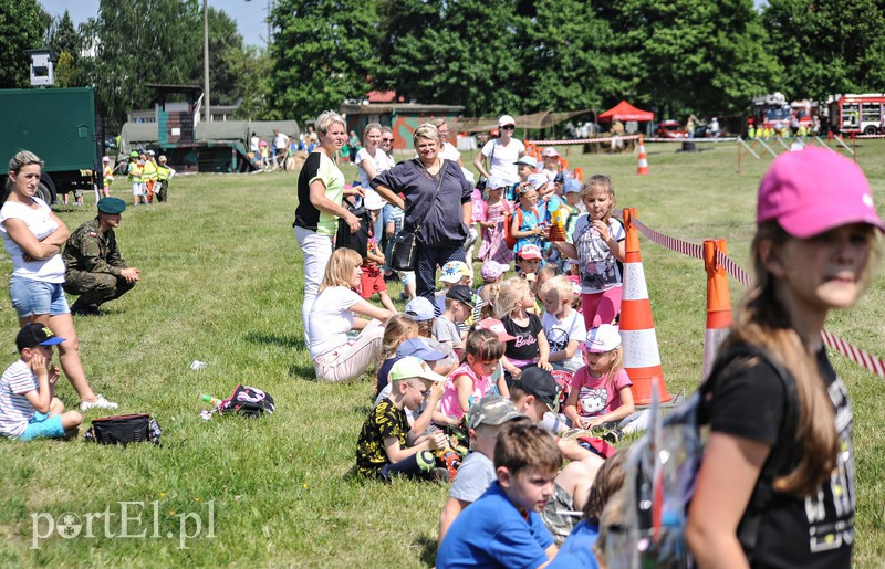 Pokazy, atrakcje i mundury zdjęcie nr 174973