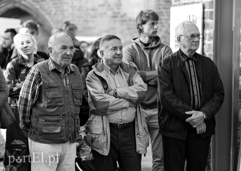 Konrad Kosacz mówi: Sprawdzam zdjęcie nr 175404