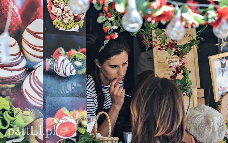 Plac Jagiellończyka pachnie jedzeniem zdjęcie nr 176944