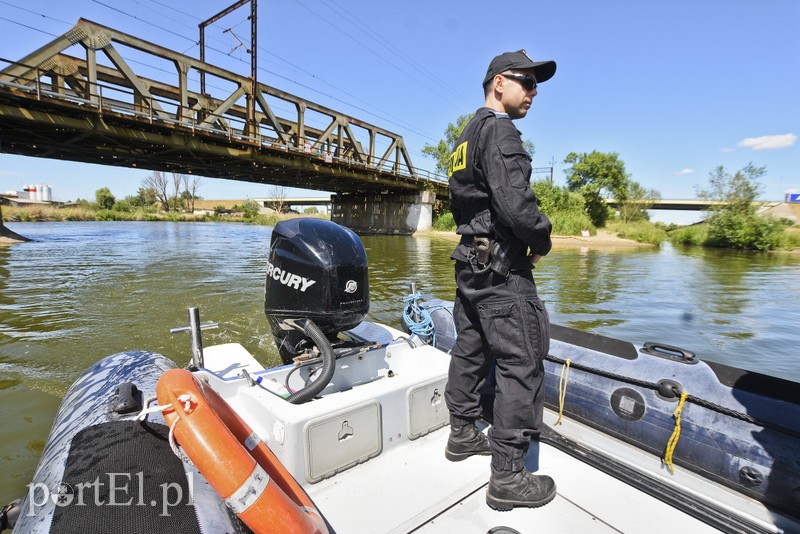 Tutaj kąpać się nie wolno zdjęcie nr 177142