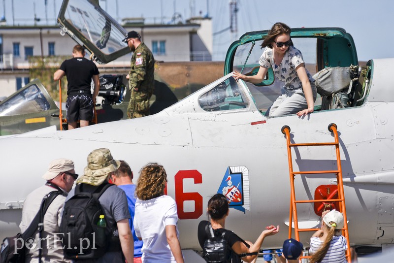 Ci, którym na widok samolotów serce bije szybciej byli dziś w "siódmym niebie" zdjęcie nr 177498