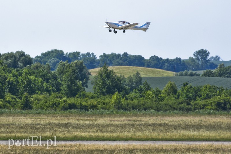 Ci, którym na widok samolotów serce bije szybciej byli dziś w "siódmym niebie" zdjęcie nr 177524