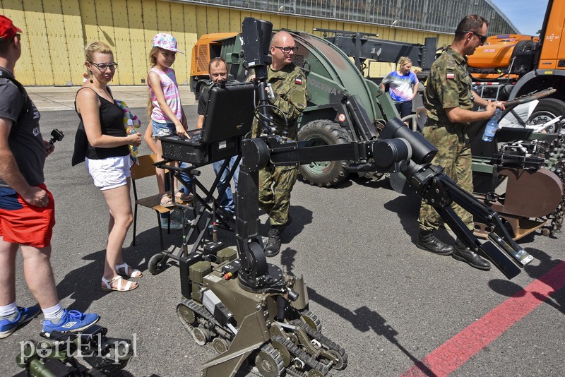 Ci, którym na widok samolotów serce bije szybciej byli dziś w "siódmym niebie" zdjęcie nr 177536
