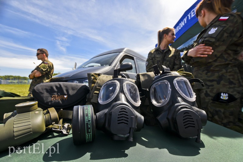 Ci, którym na widok samolotów serce bije szybciej byli dziś w "siódmym niebie" zdjęcie nr 177532