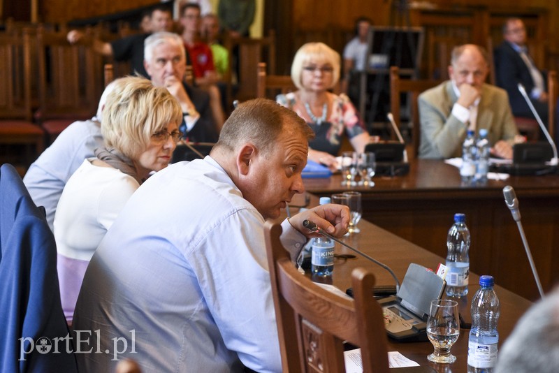 Sesja Rady Miejskiej na żywo. O Starcie i cieple zdjęcie nr 180123