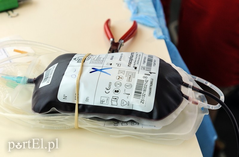  PortEl testuje: Utoczyliśmy sobie krwi zdjęcie nr 180477