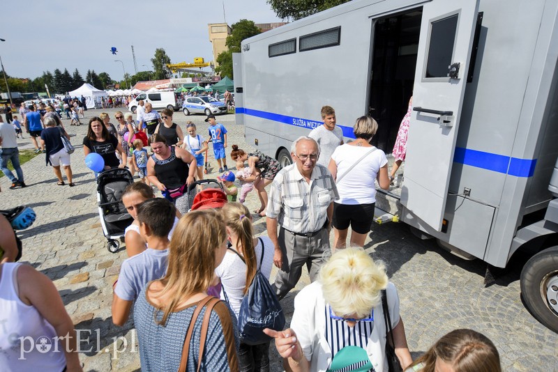 Mundurowi na luzie zdjęcie nr 181141