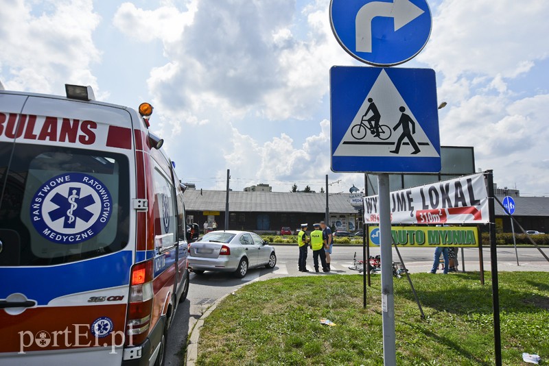 Potrącenie rowerzystki na al. Grunwaldzkiej zdjęcie nr 181397