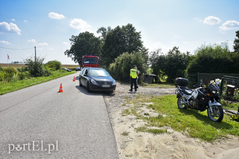 Zderzenie motocyklisty z peugeotem zdjęcie nr 181662