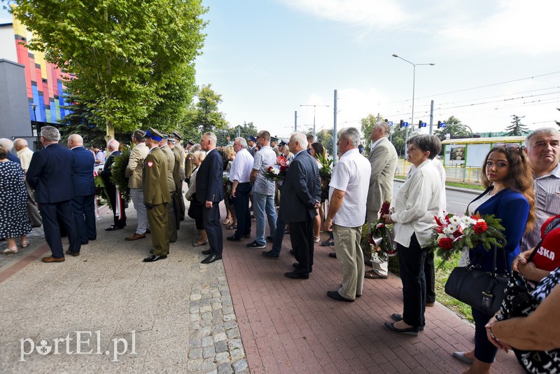 Gloria victis - chwała zwyciężonym zdjęcie nr 181691