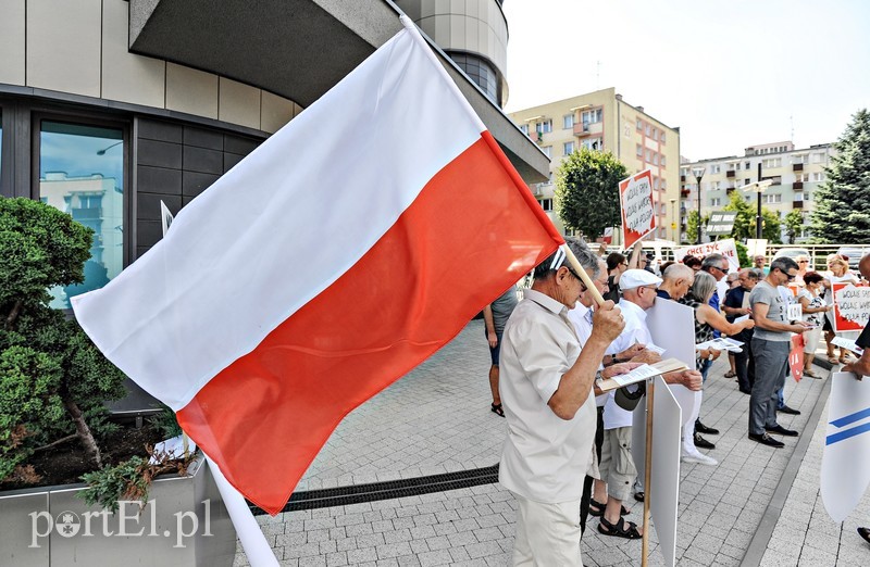 Nowy sąd, stary protest zdjęcie nr 181837