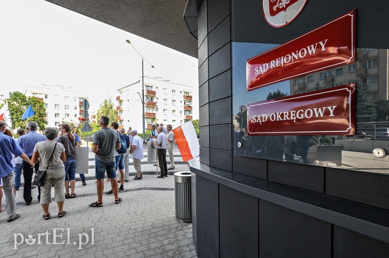 Nowy sąd, stary protest zdjęcie nr 181841