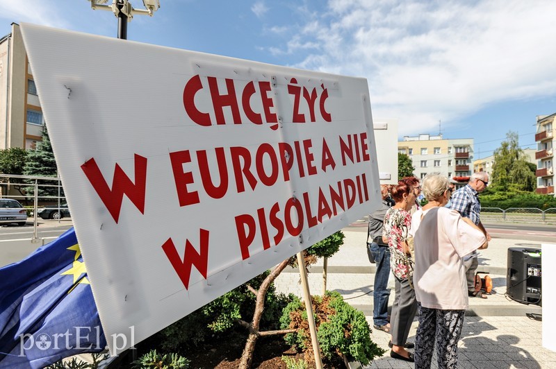 Nowy sąd, stary protest zdjęcie nr 181842