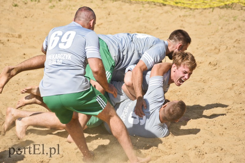 Piłkarskie emocje na plaży w Kadynach zdjęcie nr 181937