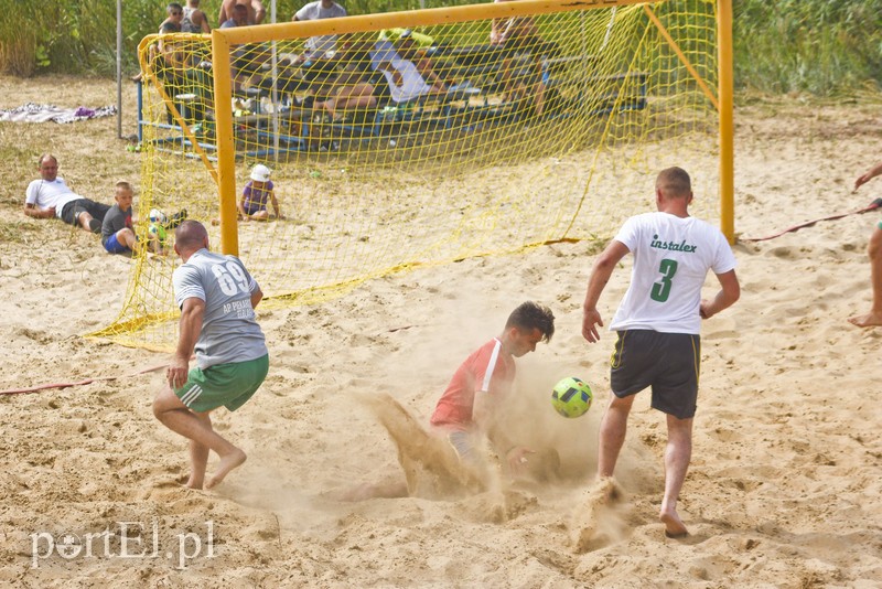 Piłkarskie emocje na plaży w Kadynach zdjęcie nr 181932