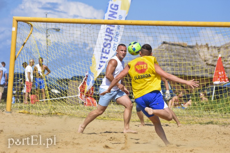 Piłkarskie emocje na plaży w Kadynach zdjęcie nr 181908