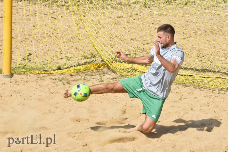 Piłkarskie emocje na plaży w Kadynach zdjęcie nr 181935