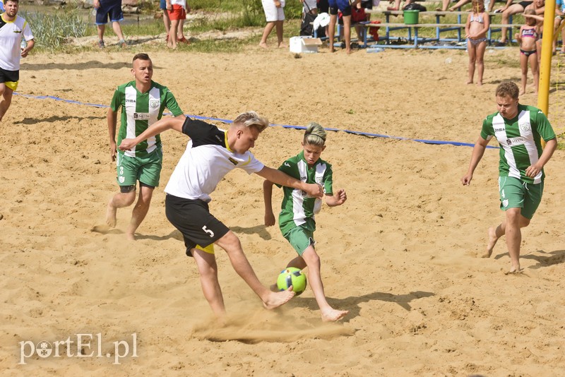 Piłkarskie emocje na plaży w Kadynach zdjęcie nr 181947