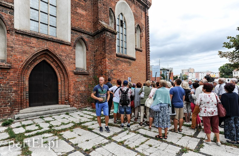 Najpierw szpital, potem kościół i cud zdjęcie nr 182179