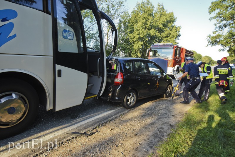 Autobus uderzył w hondę zdjęcie nr 182504