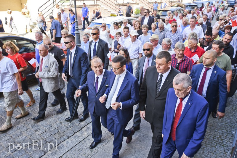 Premier z wizytą, przekop na wybory zdjęcie nr 182784